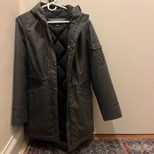 Eddie Bauer warm women’s down coat hardly used